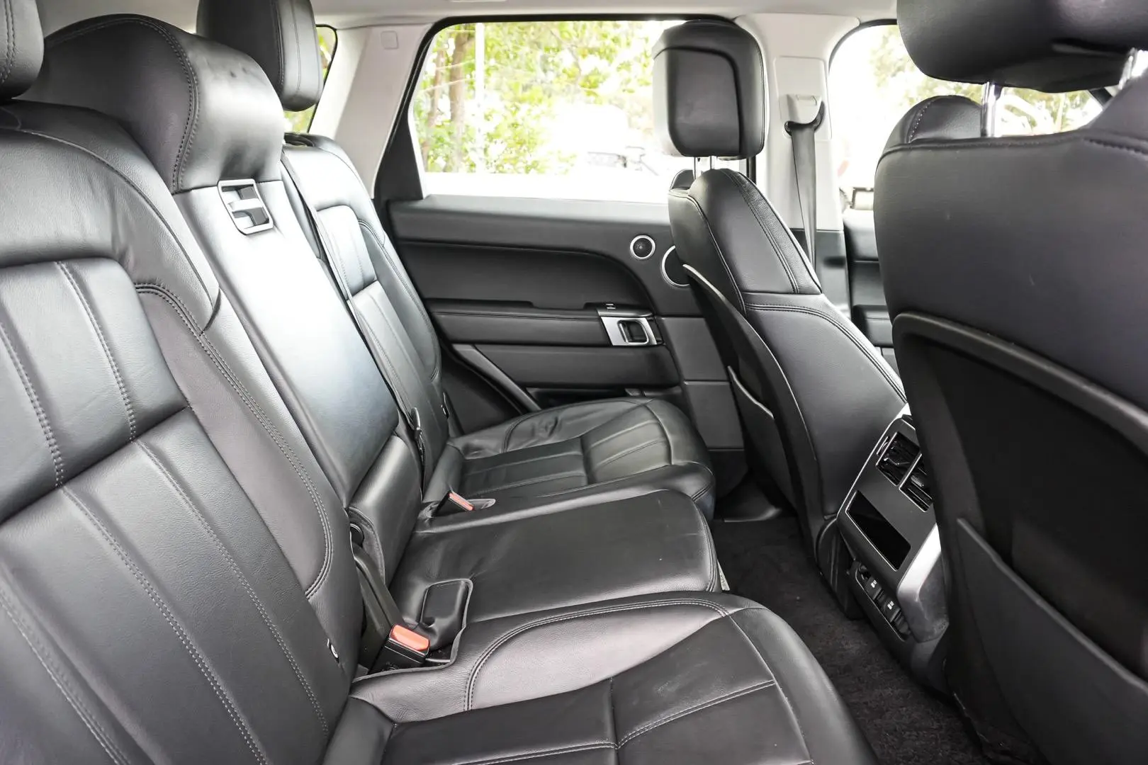 2019 Land Rover Range Rover Sport Gallery Image 9