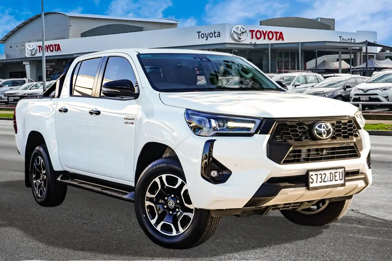 2025 Toyota Hilux Image