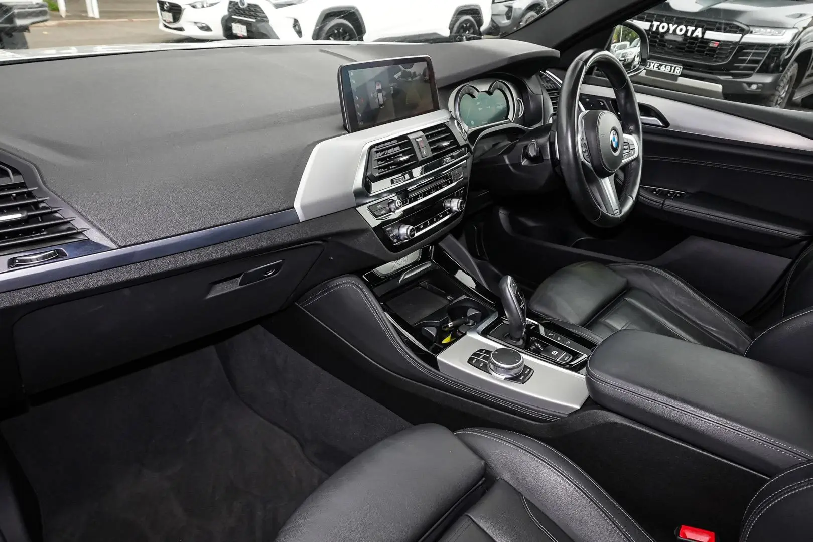 2019 BMW X4 Gallery Image 10