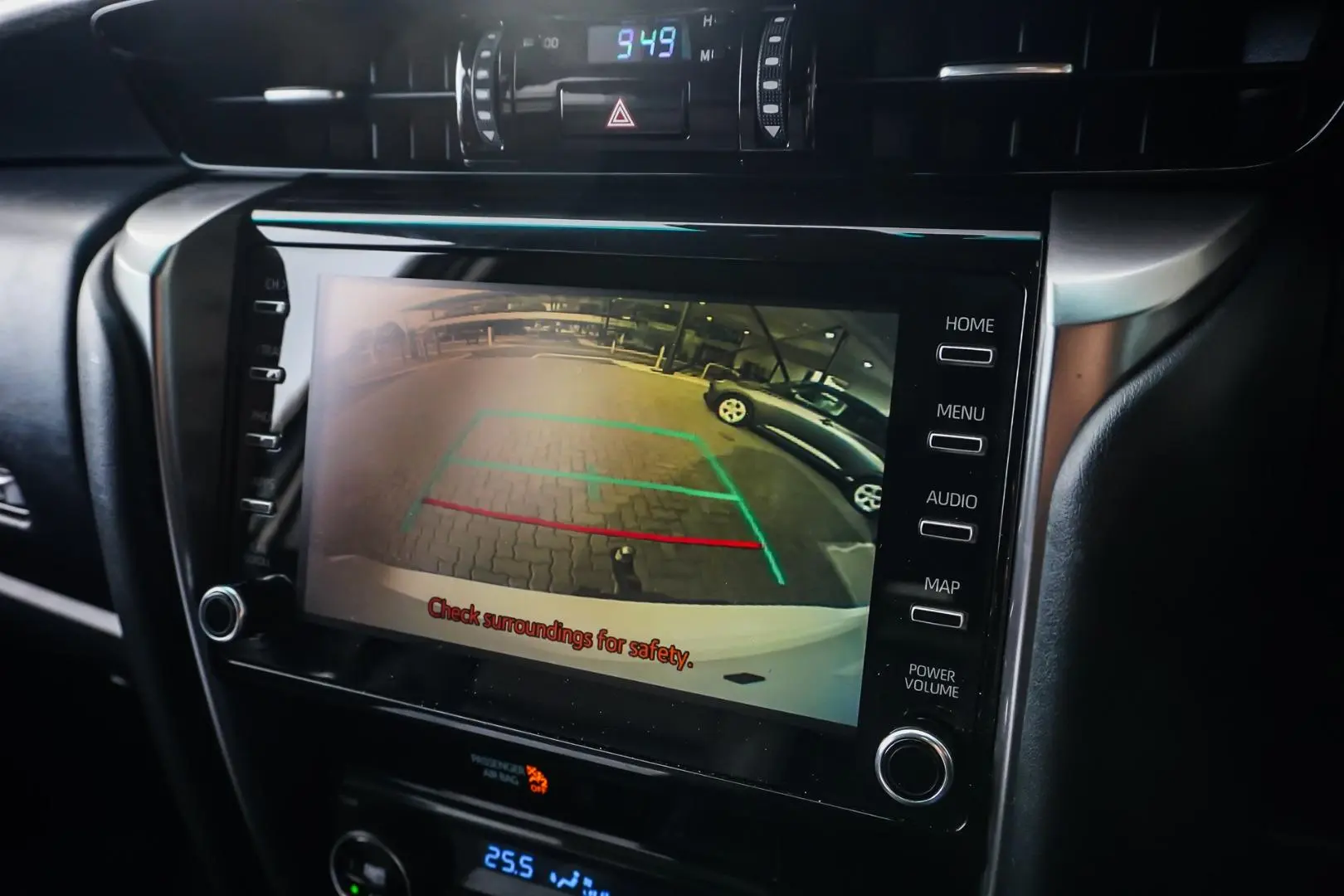 2022 Toyota Fortuner Gallery Image 24