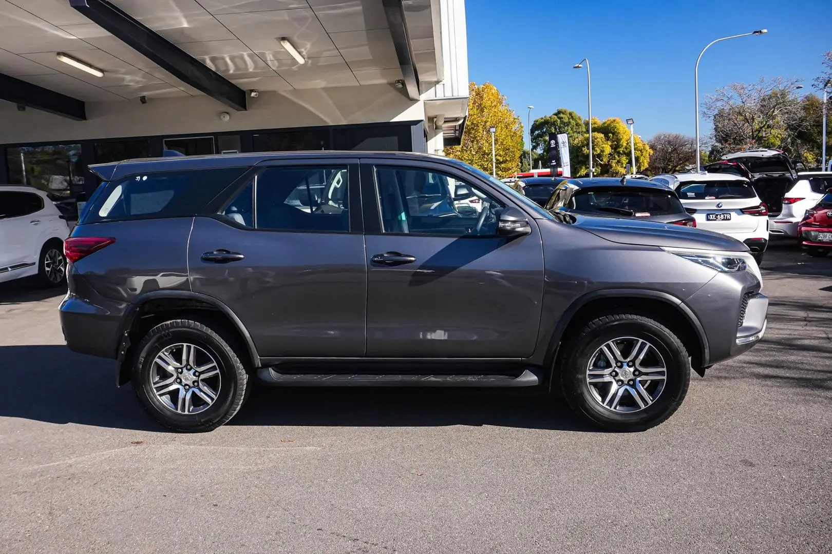 2021 Toyota Fortuner Gallery Image 4