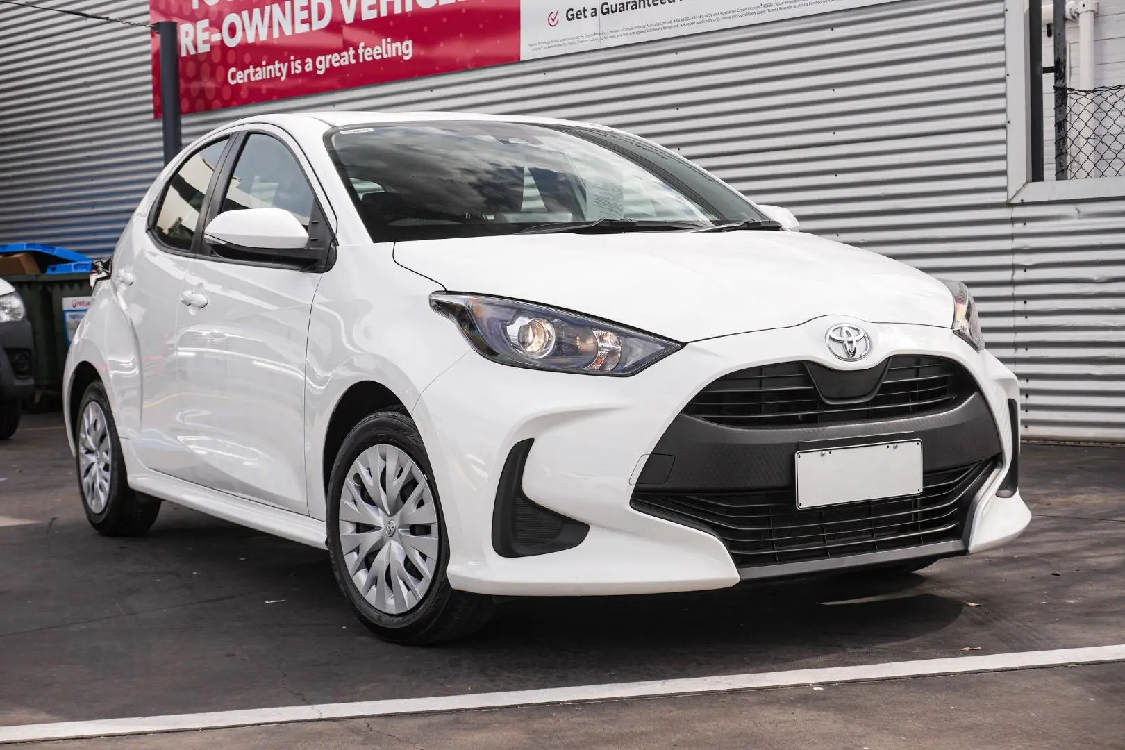 2023 Toyota Yaris Gallery Image 2