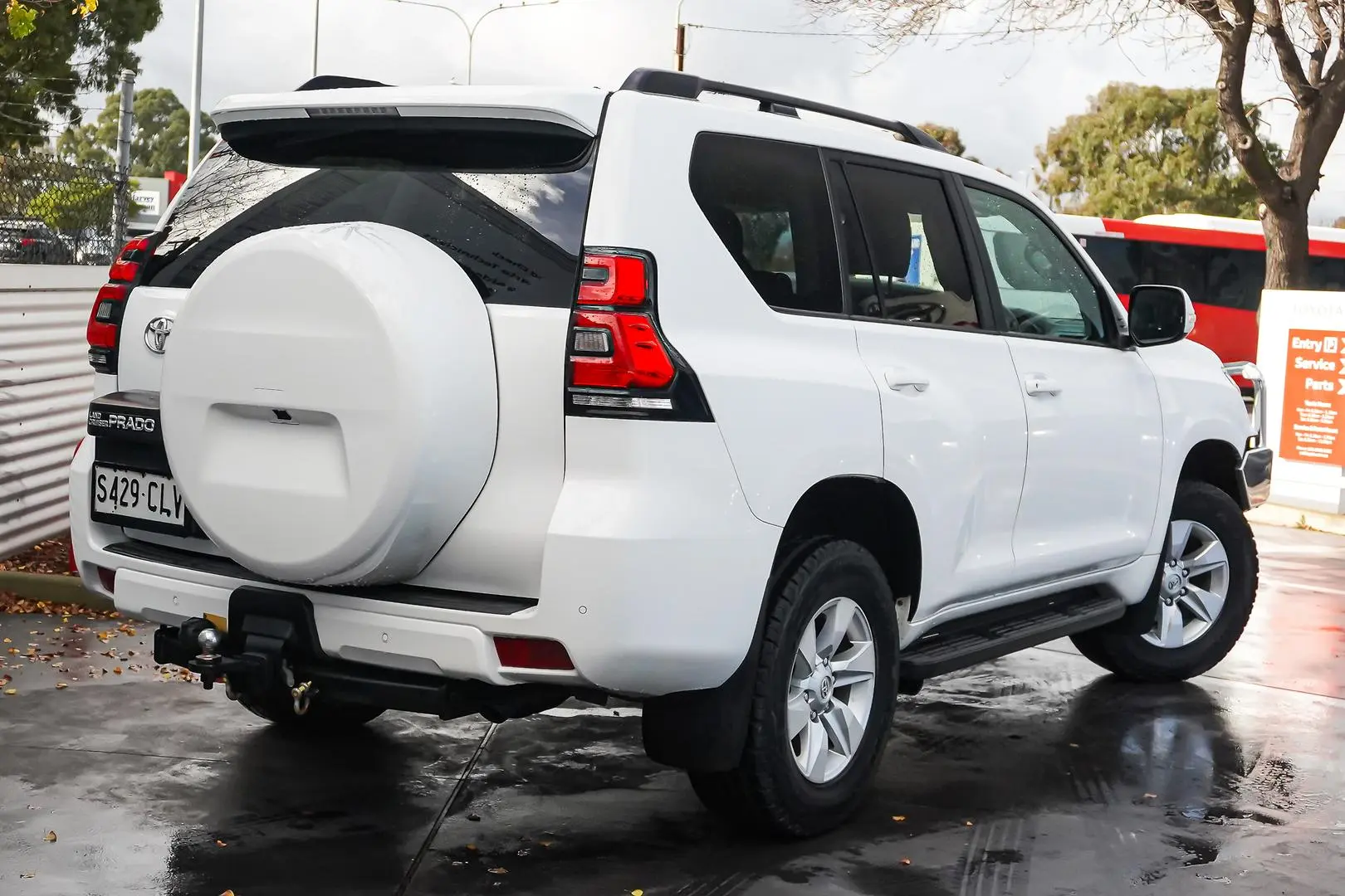 2021 Toyota Landcruiser Prado Gallery Image 3