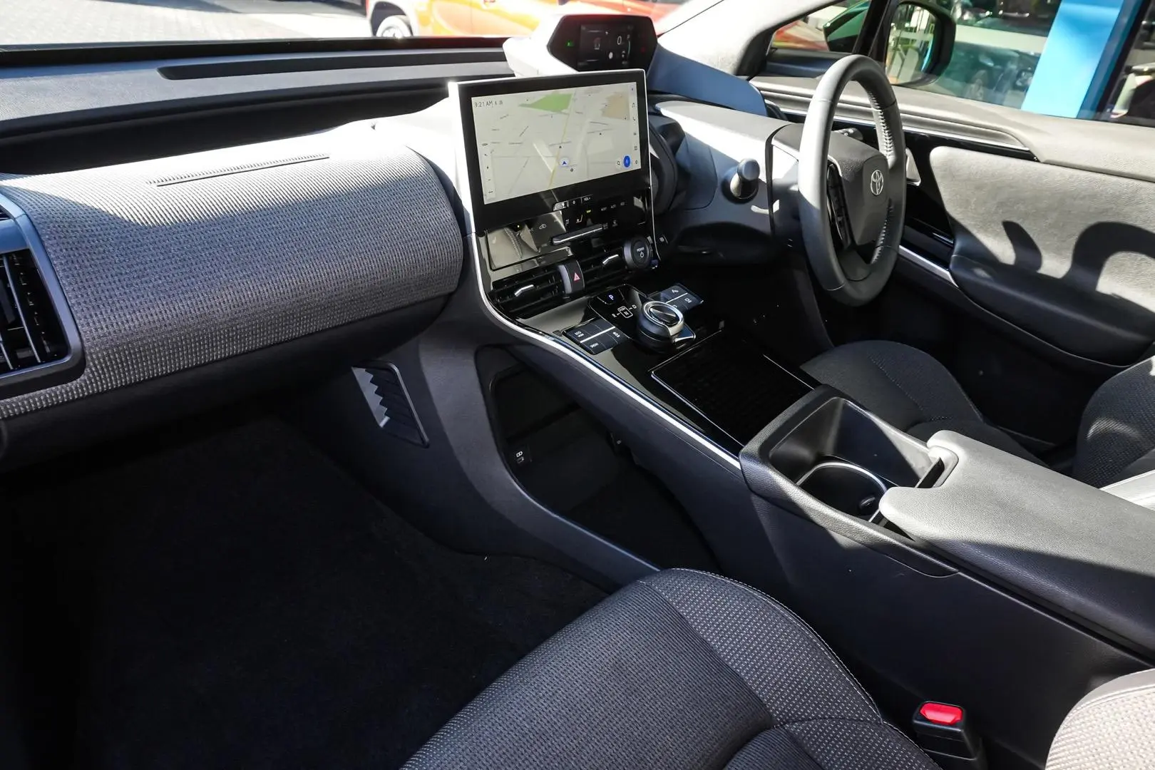 2024 Toyota bZ4X Gallery Image 10