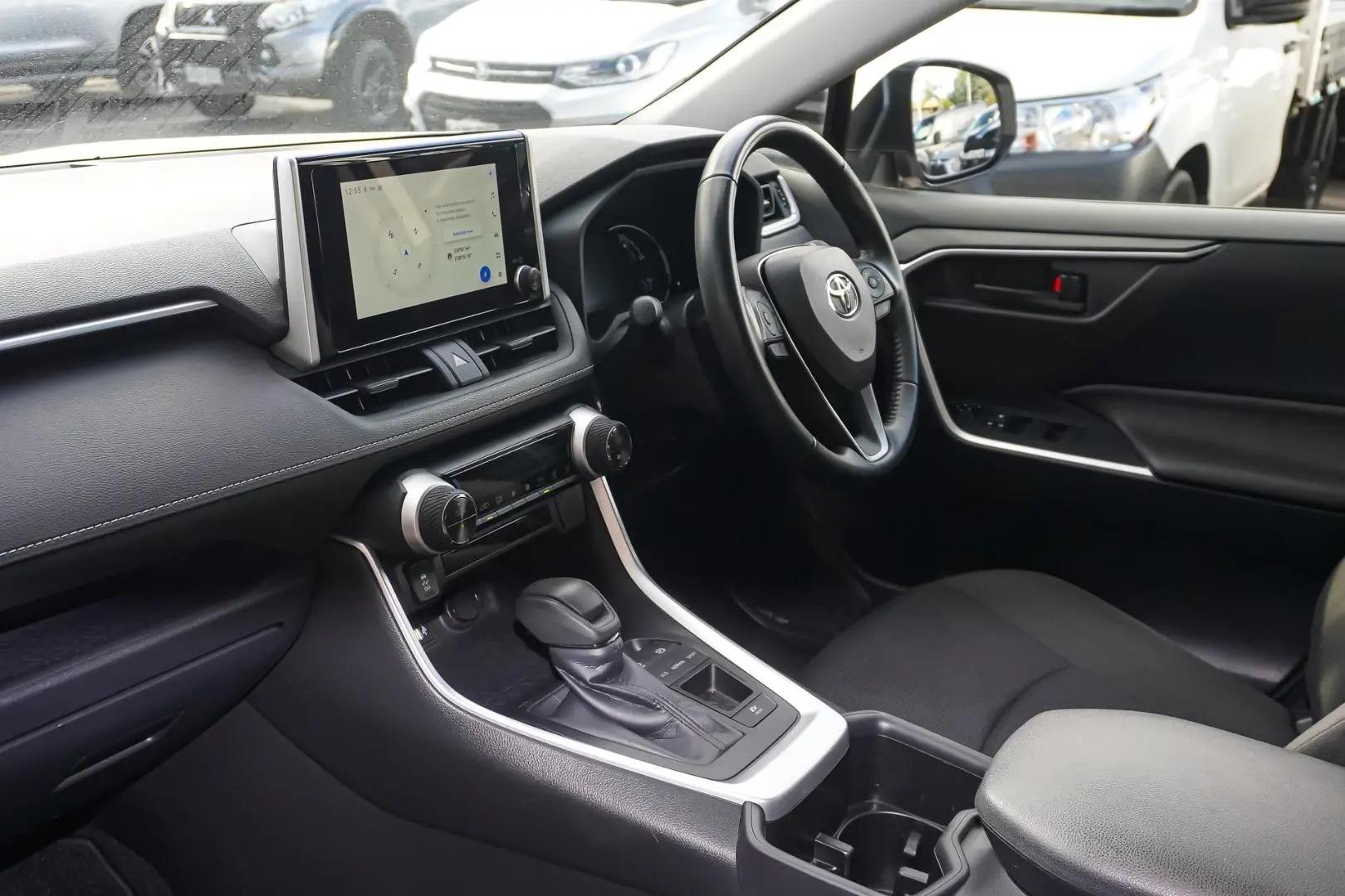 2024 Toyota RAV4 Gallery Image 10