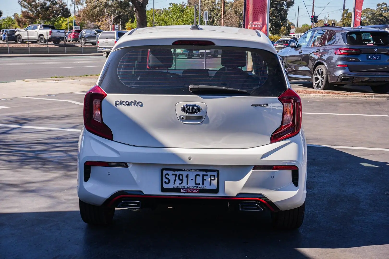 2020 Kia Picanto Gallery Image 6