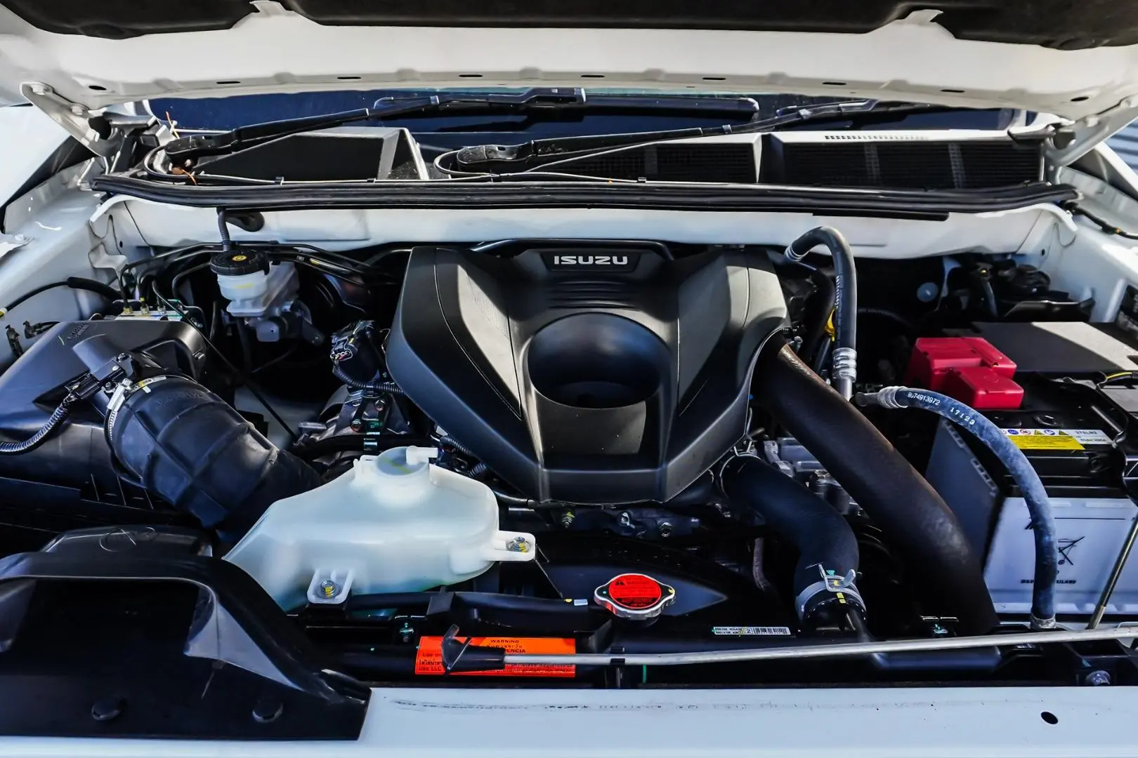2023 Isuzu MU-X Gallery Image 27