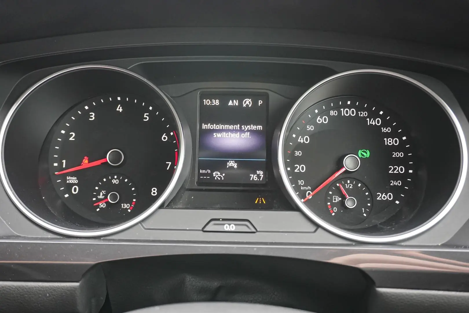 2020 Volkswagen Tiguan Gallery Image 18