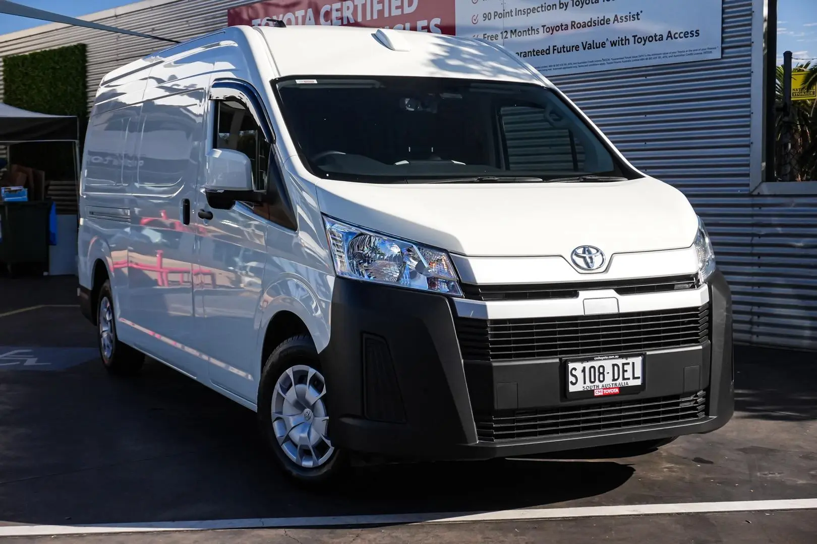 2025 Toyota Hiace Gallery Image 2