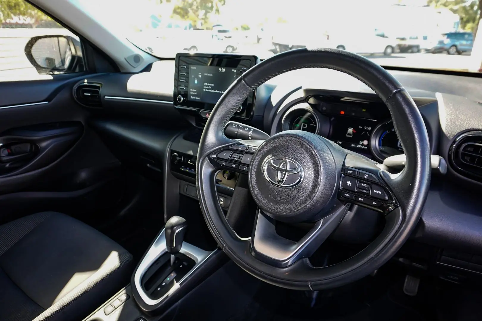 2022 Toyota Yaris Cross Gallery Image 7