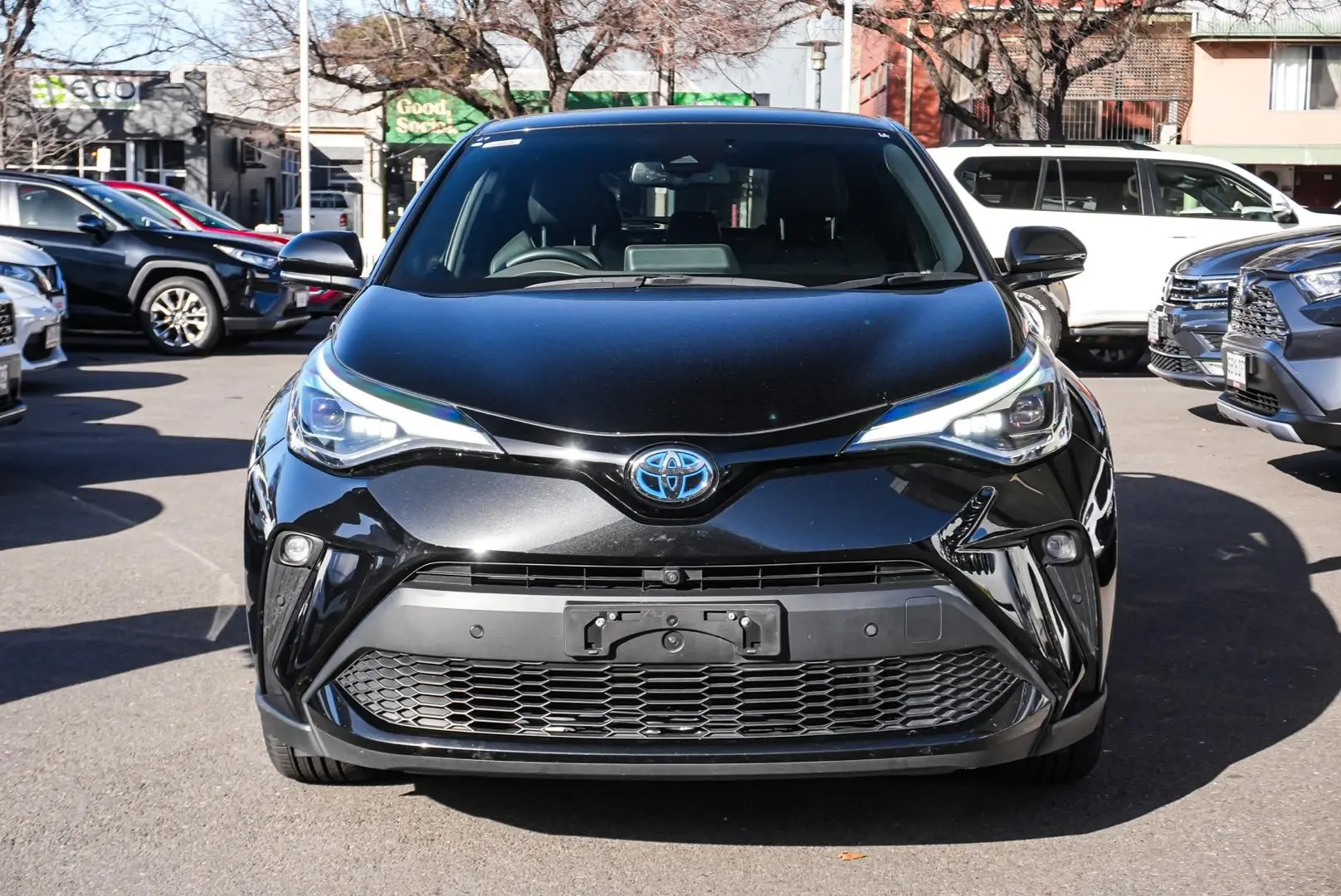 2023 Toyota C-HR Gallery Image 5
