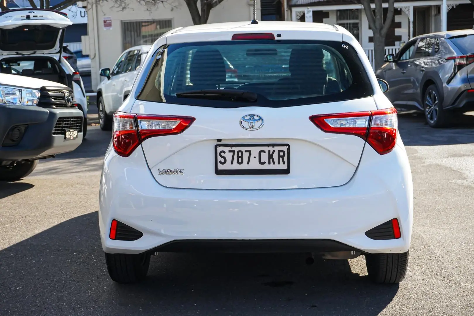2019 Toyota Yaris Gallery Image 6