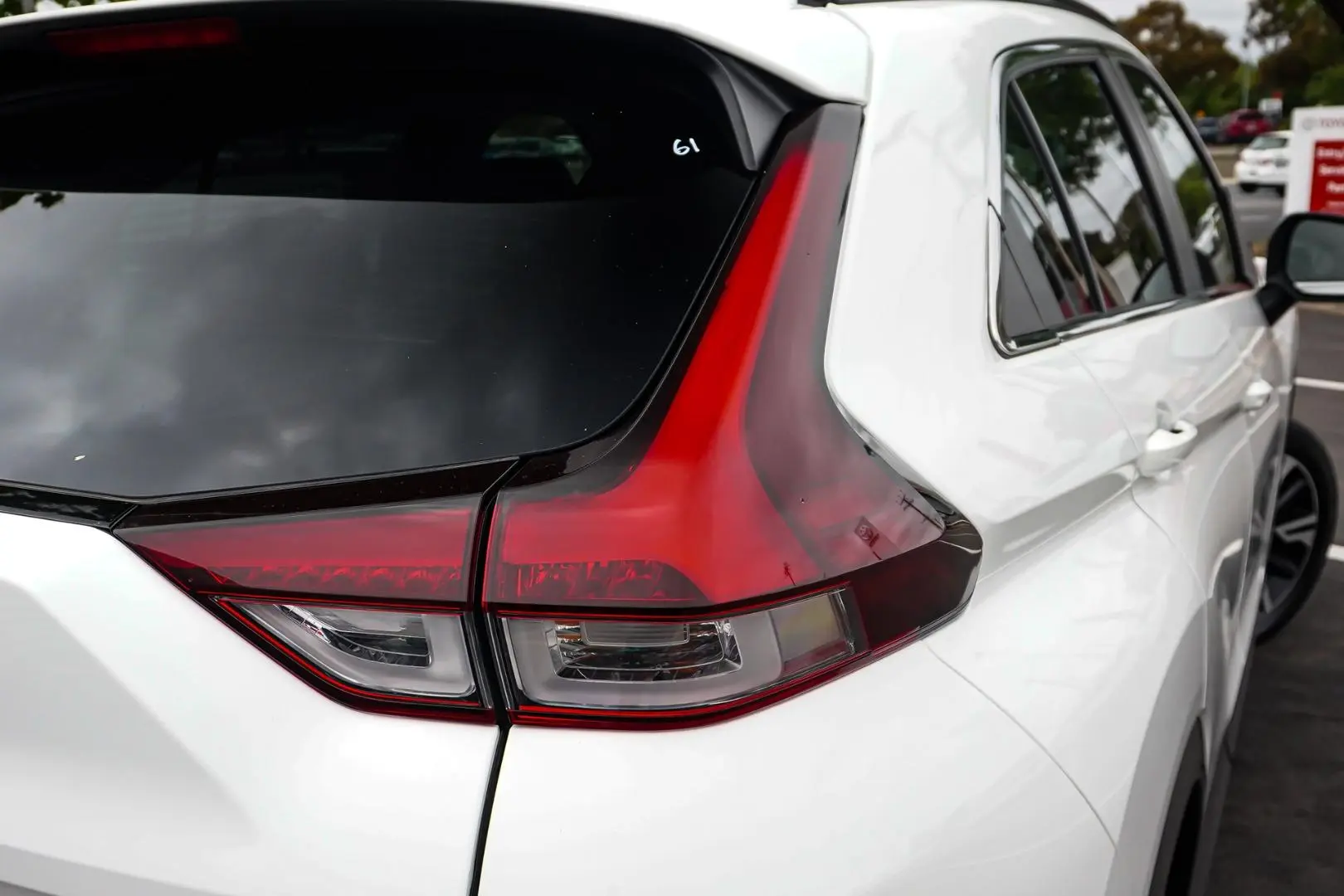 2023 Mitsubishi Eclipse Cross Gallery Image 14