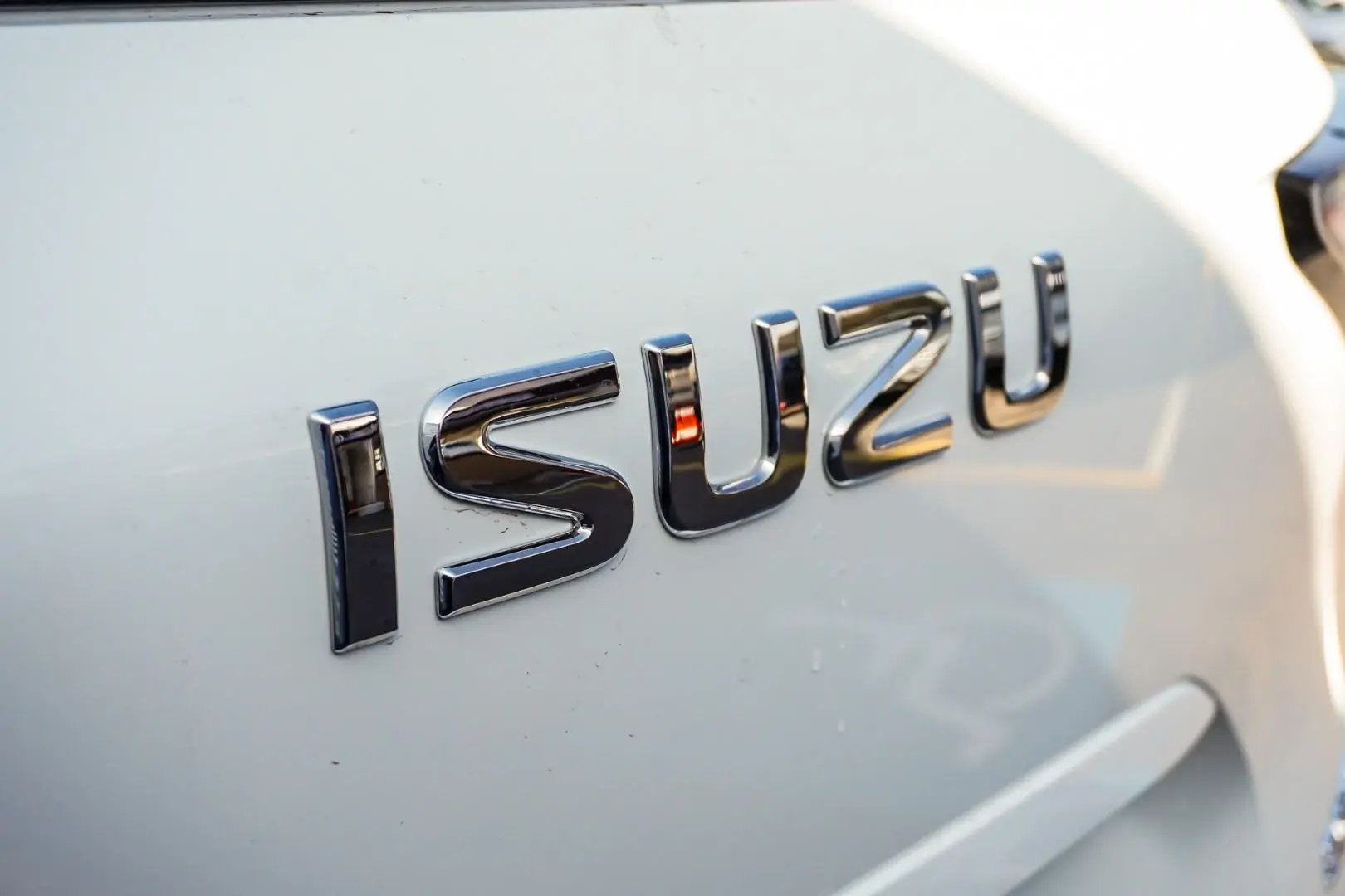 2023 Isuzu MU-X Gallery Image 19