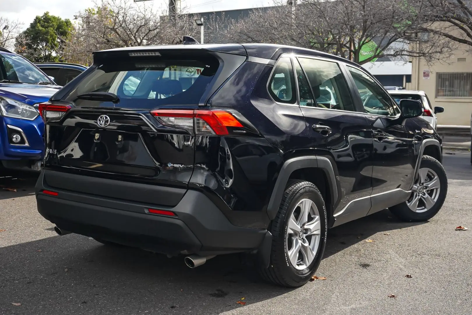2025 Toyota RAV4 Gallery Image 3