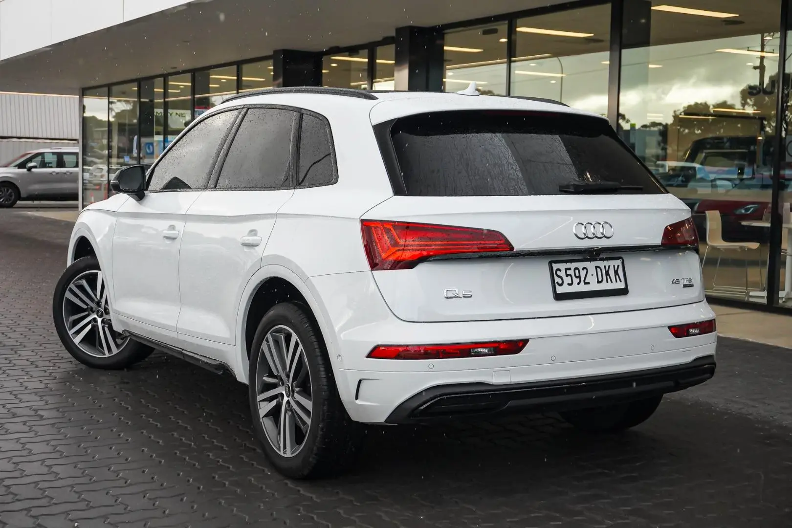 2024 Audi Q5 Gallery Image 3