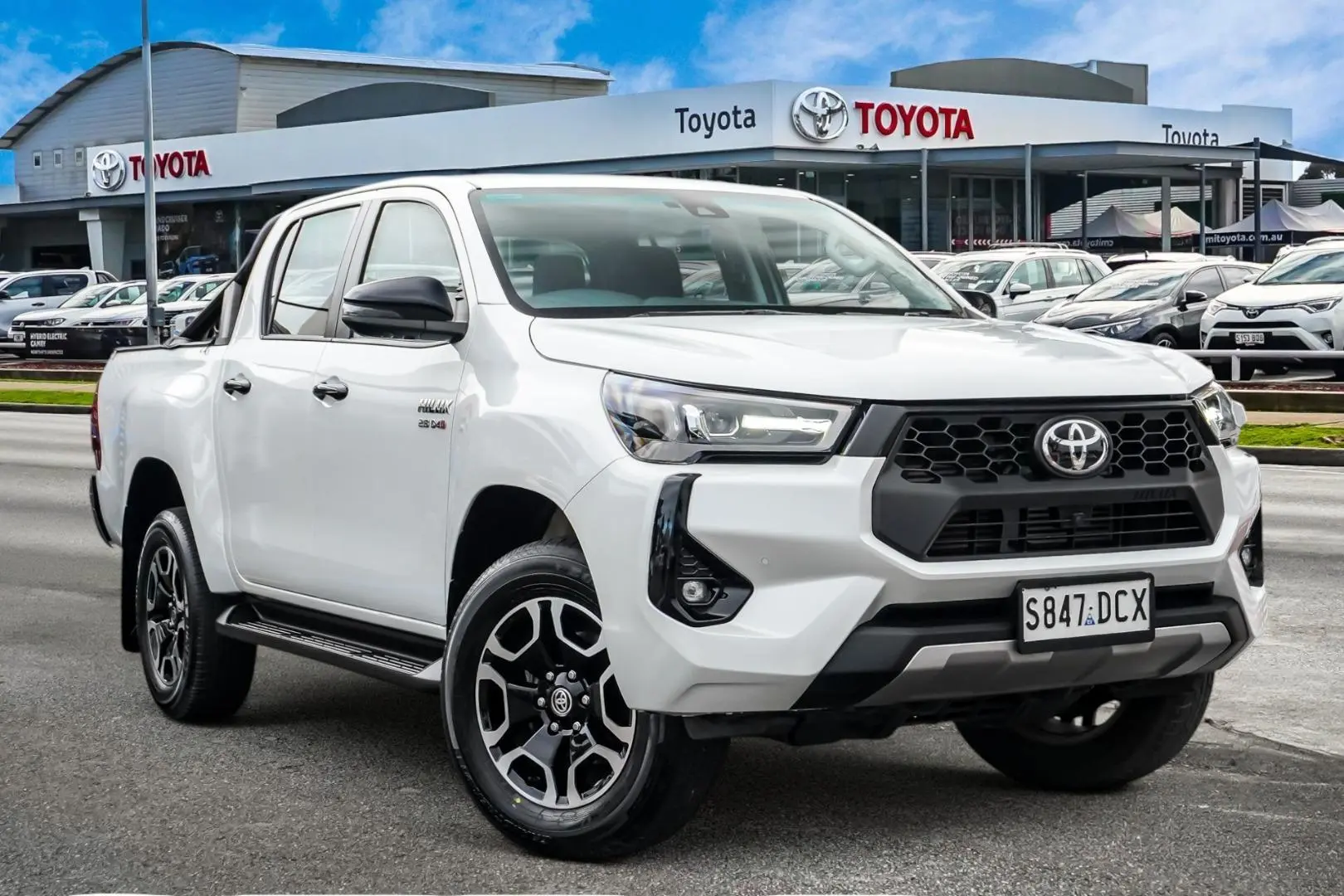 2024 Toyota Hilux Image