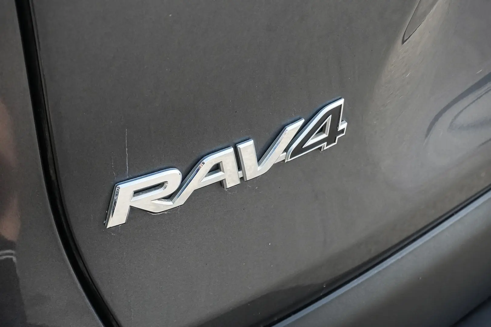 2020 Toyota RAV4 Gallery Image 10