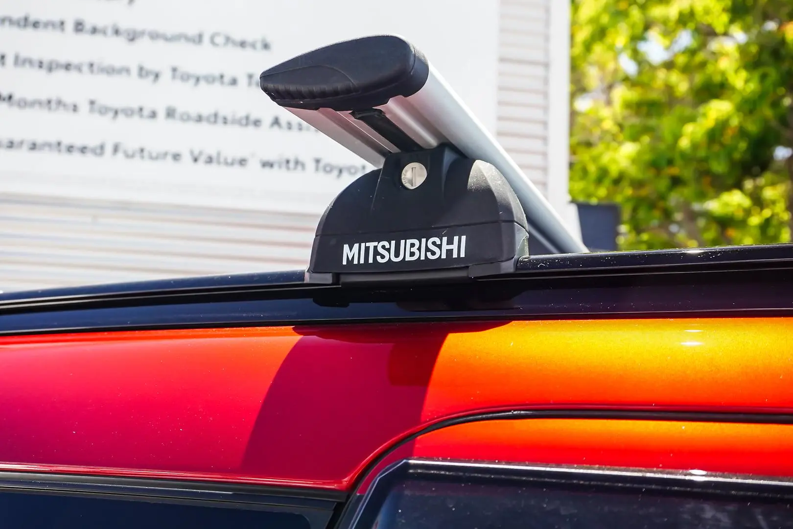 2021 Mitsubishi Outlander Gallery Image 15