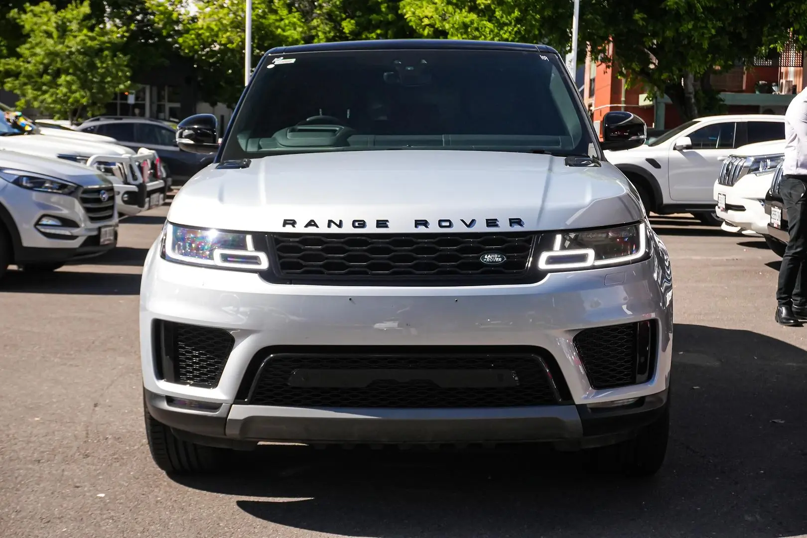 2021 Land Rover Range Rover Sport Gallery Image 4