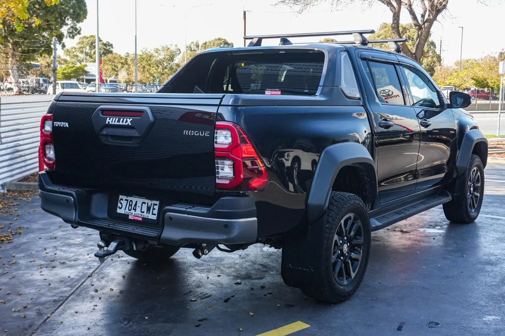 2023 Toyota Hilux Gallery Image 3