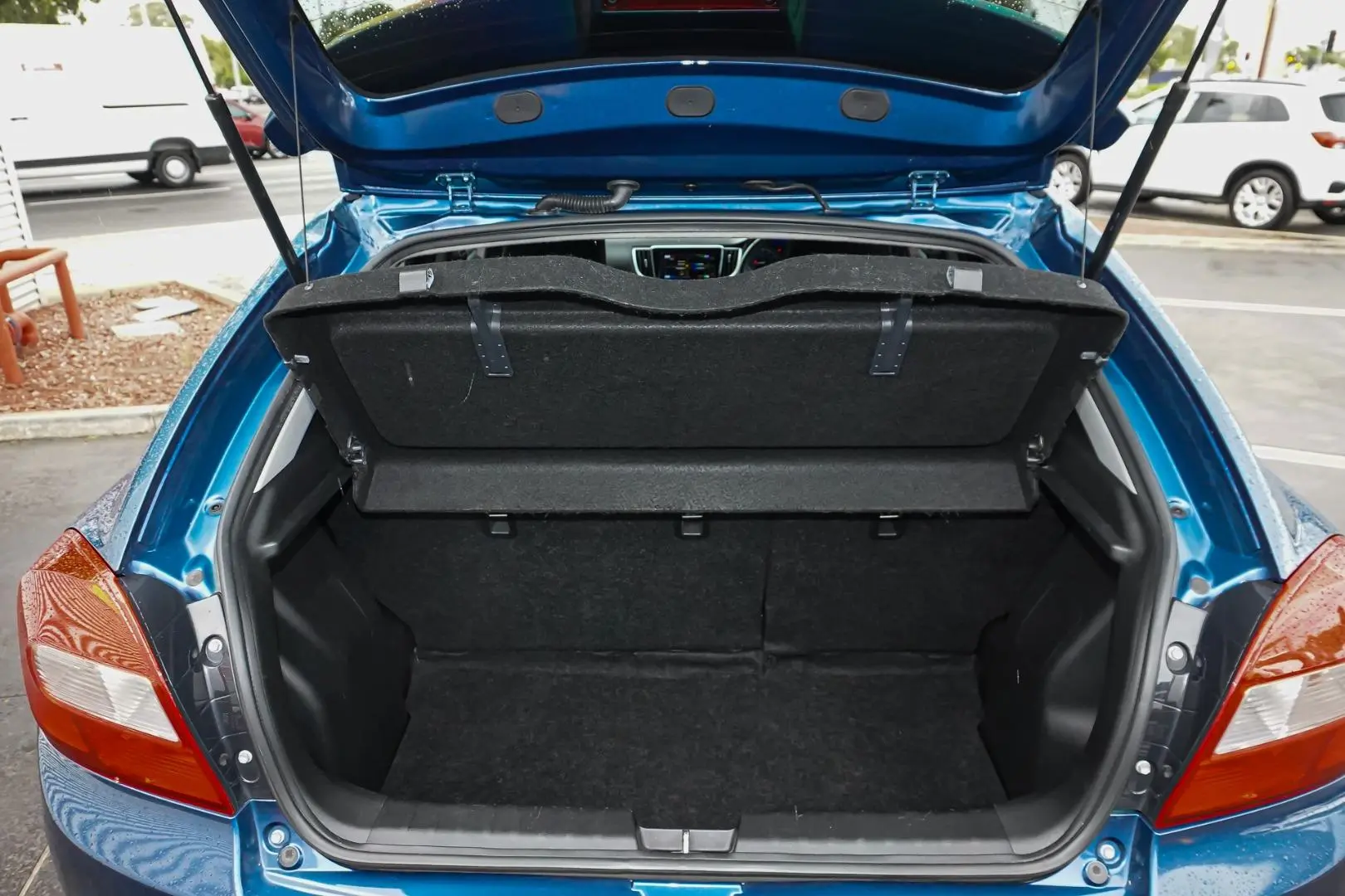 2019 Suzuki Baleno Gallery Image 10