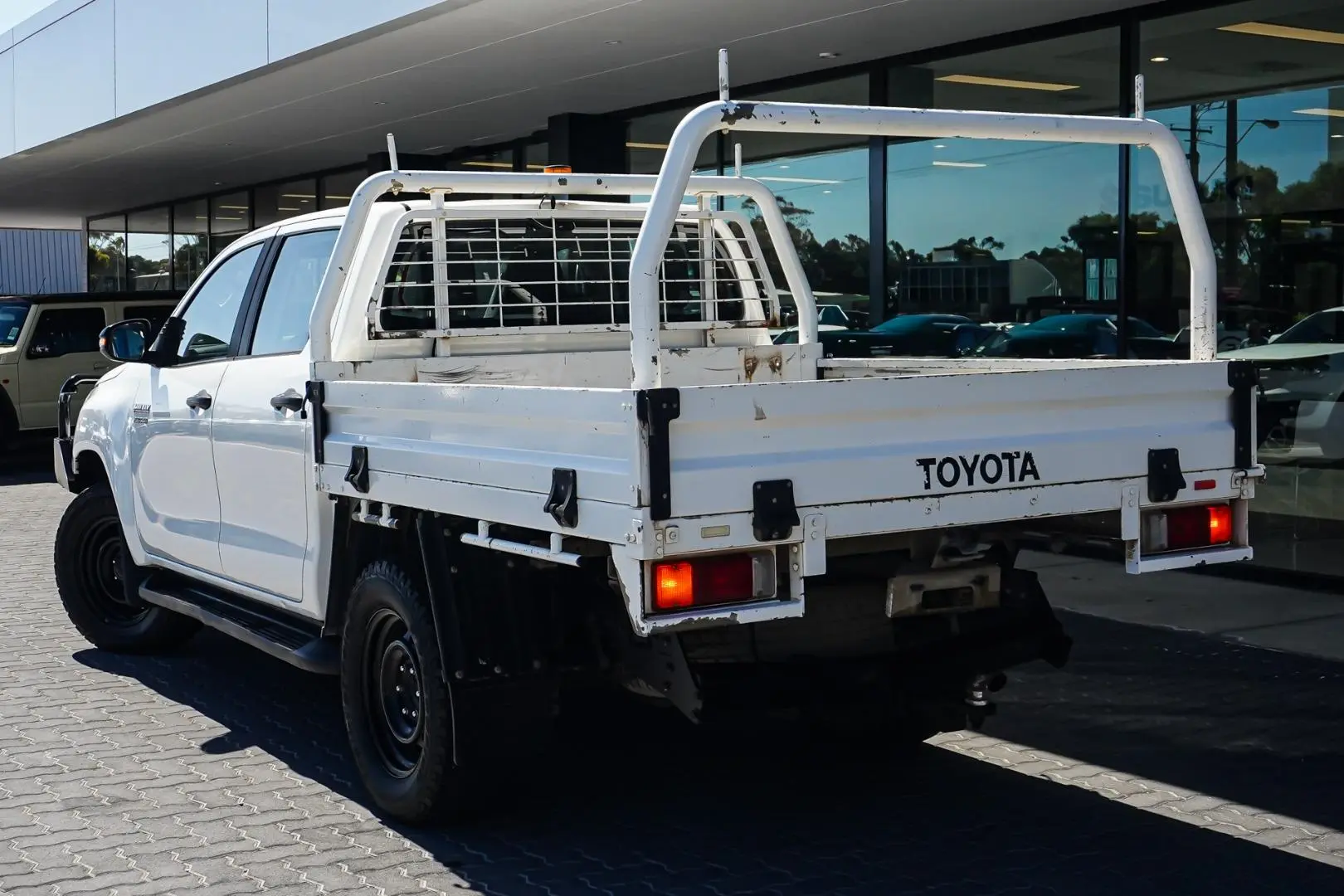 2019 Toyota Hilux Gallery Image 3