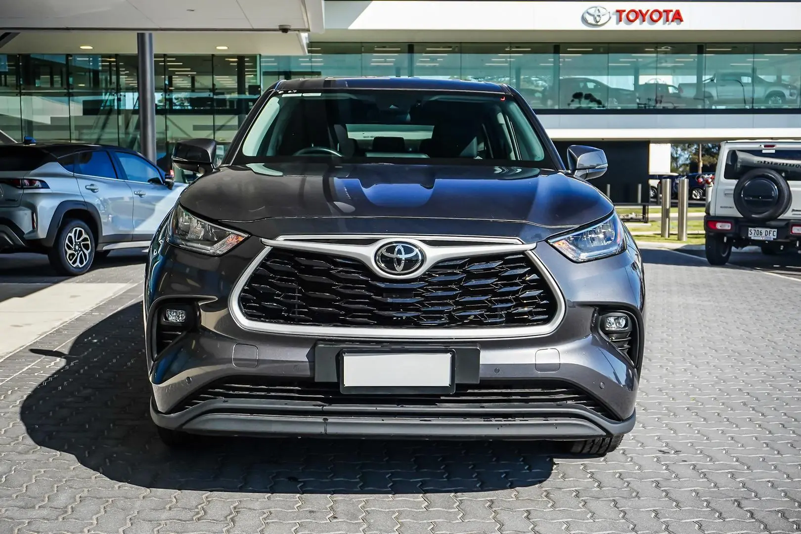 2023 Toyota Kluger Gallery Image 5