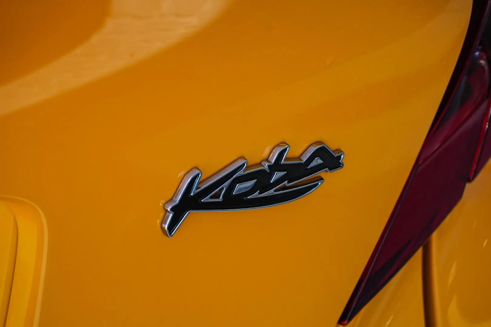 2021 Toyota C-HR Gallery Image 11