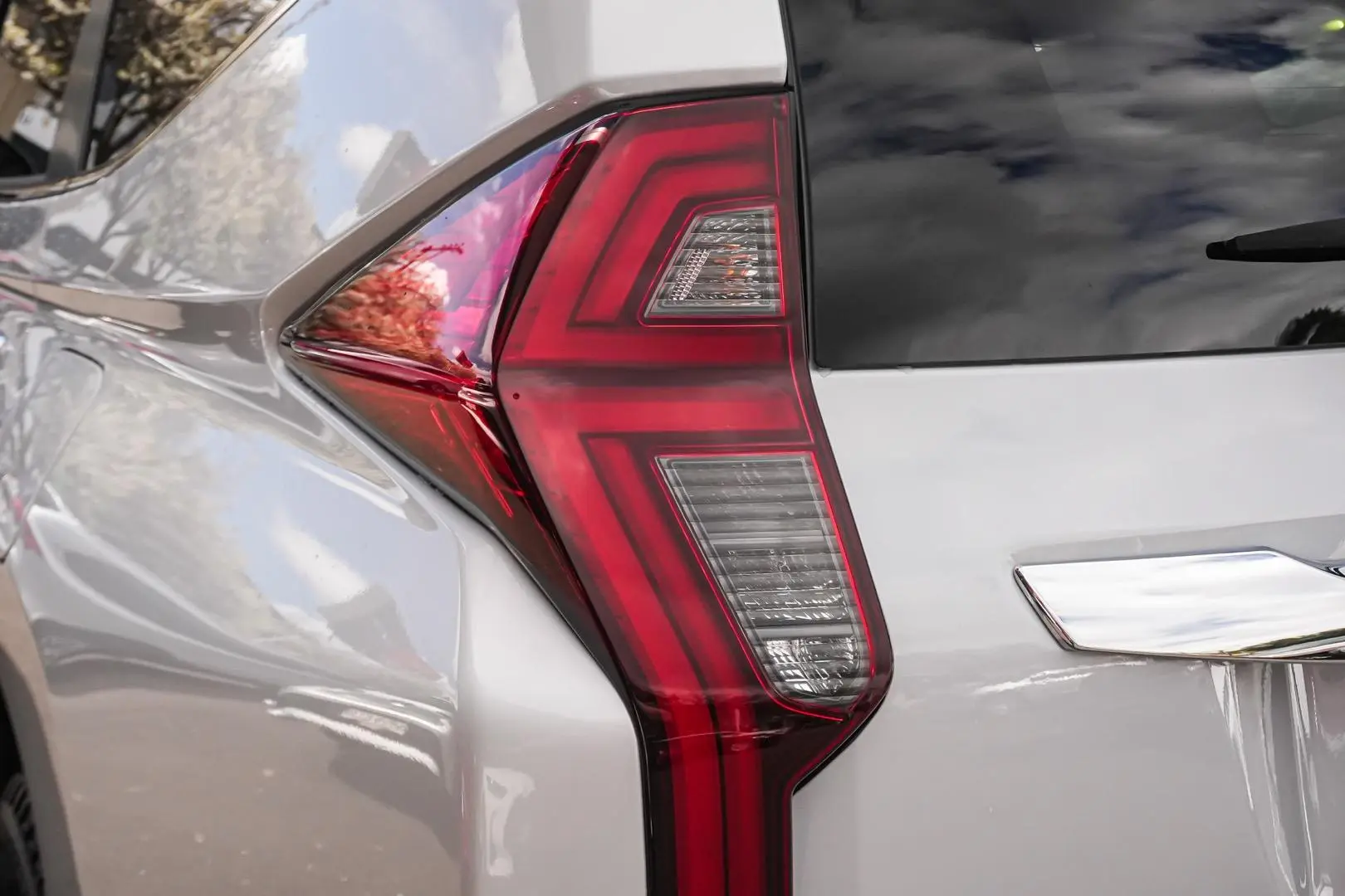 2023 Mitsubishi Pajero Sport Gallery Image 14