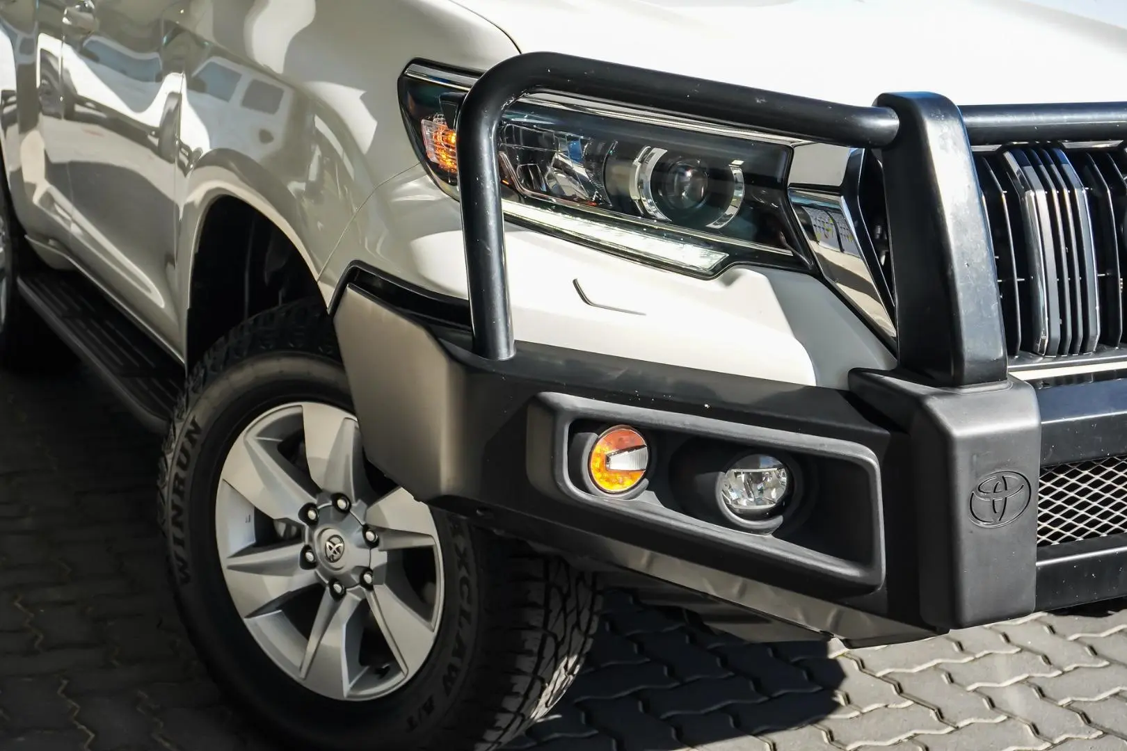 2021 Toyota Landcruiser Prado Gallery Image 11