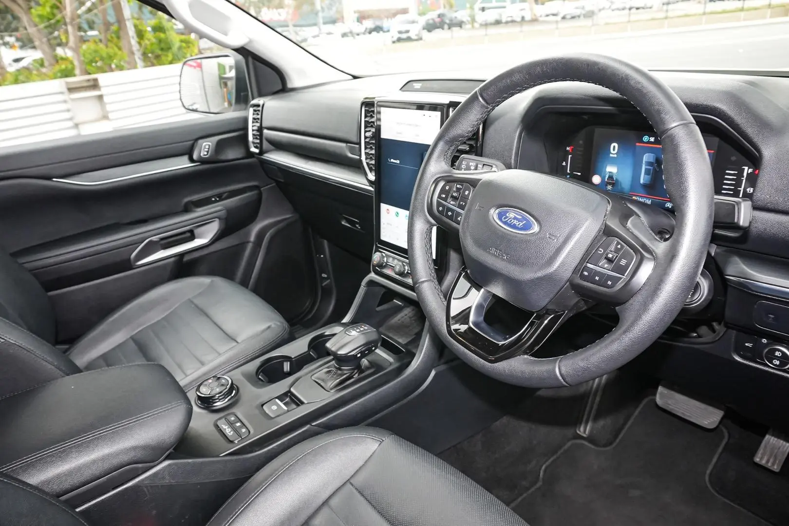 2024 Ford Everest Gallery Image 6