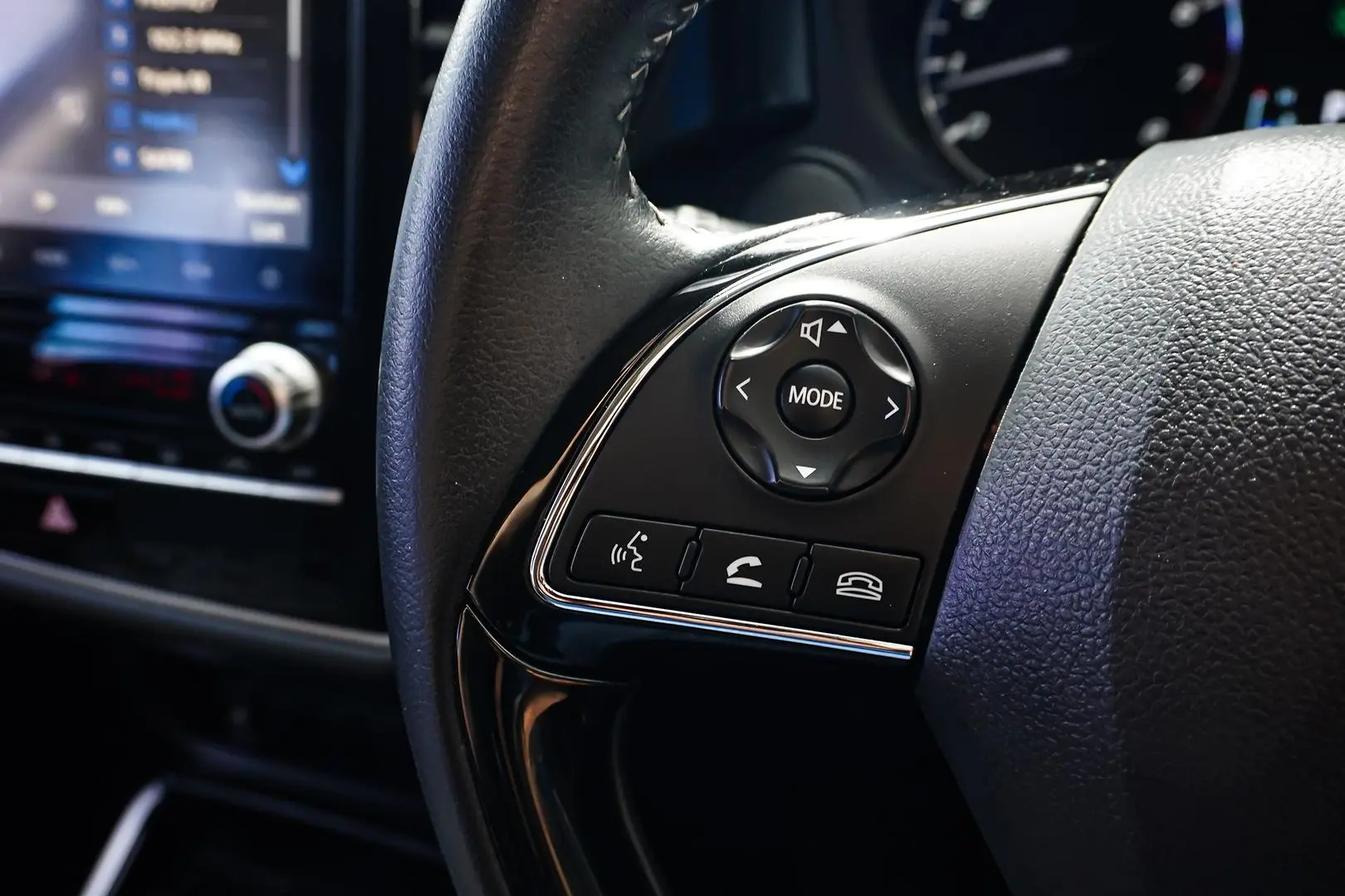 2020 Mitsubishi Outlander Gallery Image 18