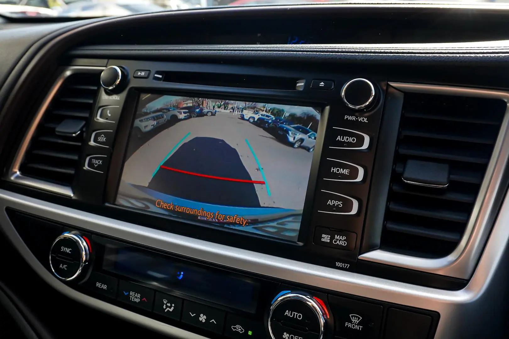 2016 Toyota Kluger Gallery Image 21