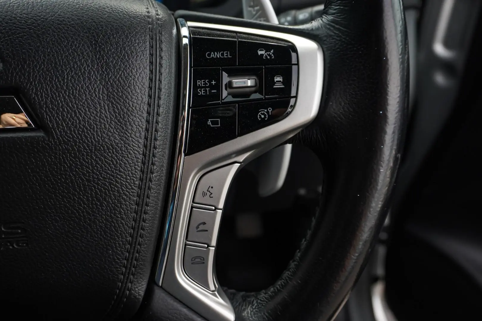 2022 Mitsubishi Pajero Sport Gallery Image 20