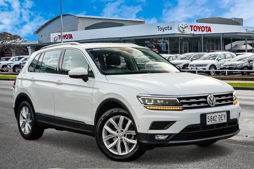 2019 Volkswagen Tiguan Gallery Image 1