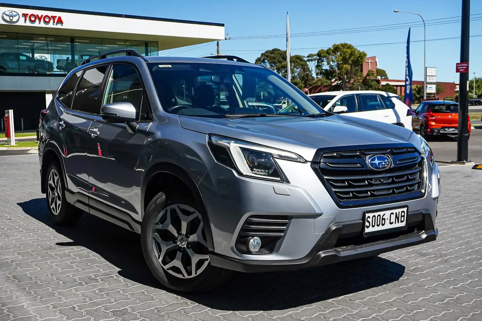 2021 Subaru Forester Gallery Image 2