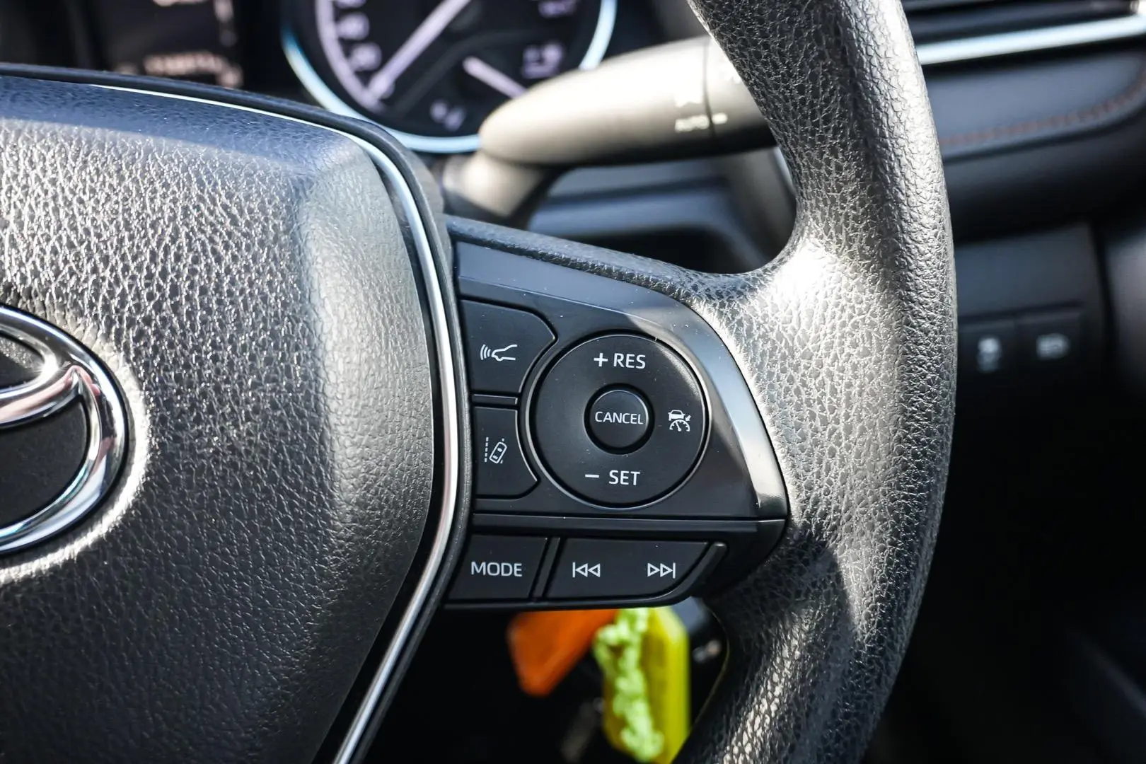 2018 Toyota Camry Gallery Image 19