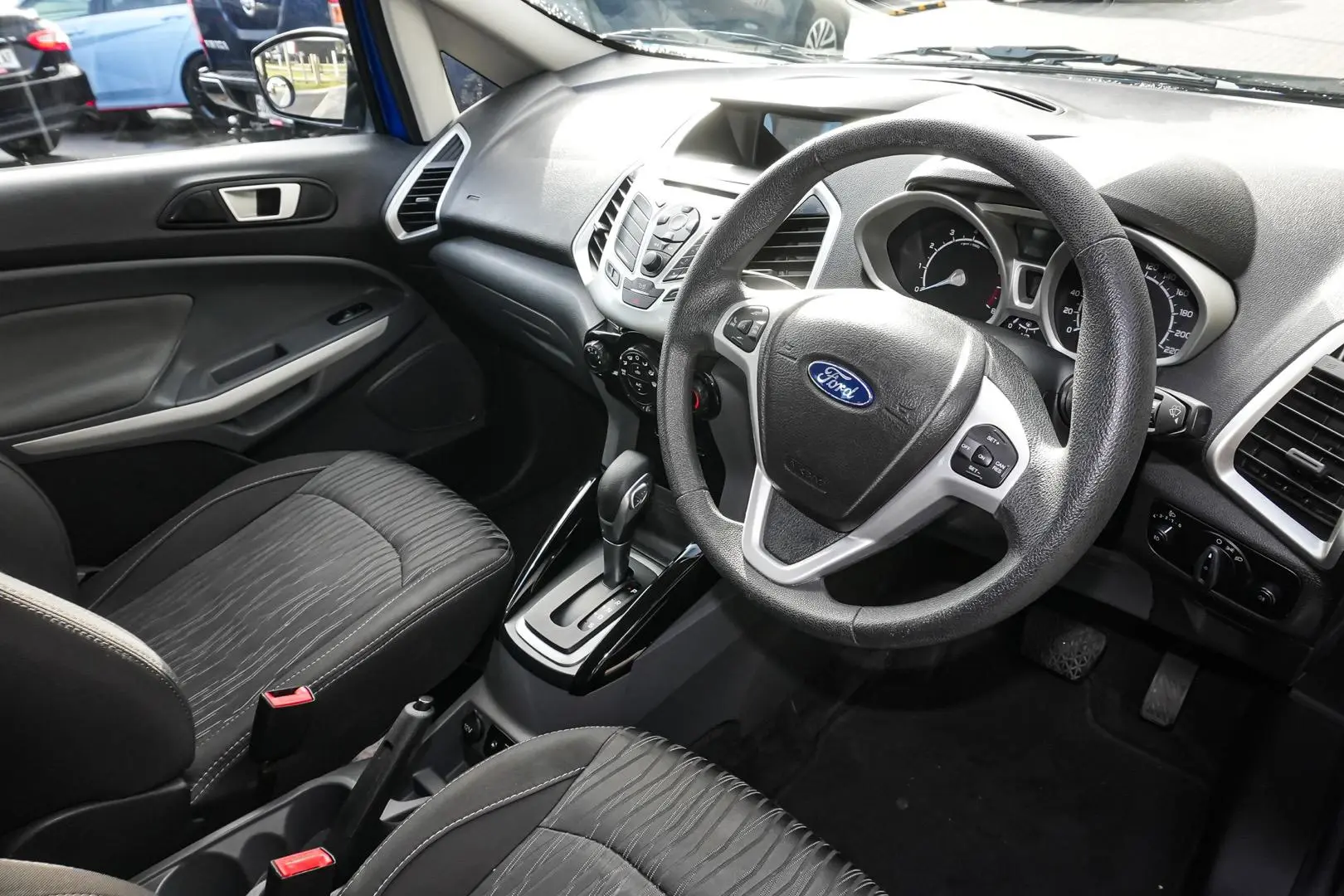 2017 Ford EcoSport Gallery Image 7