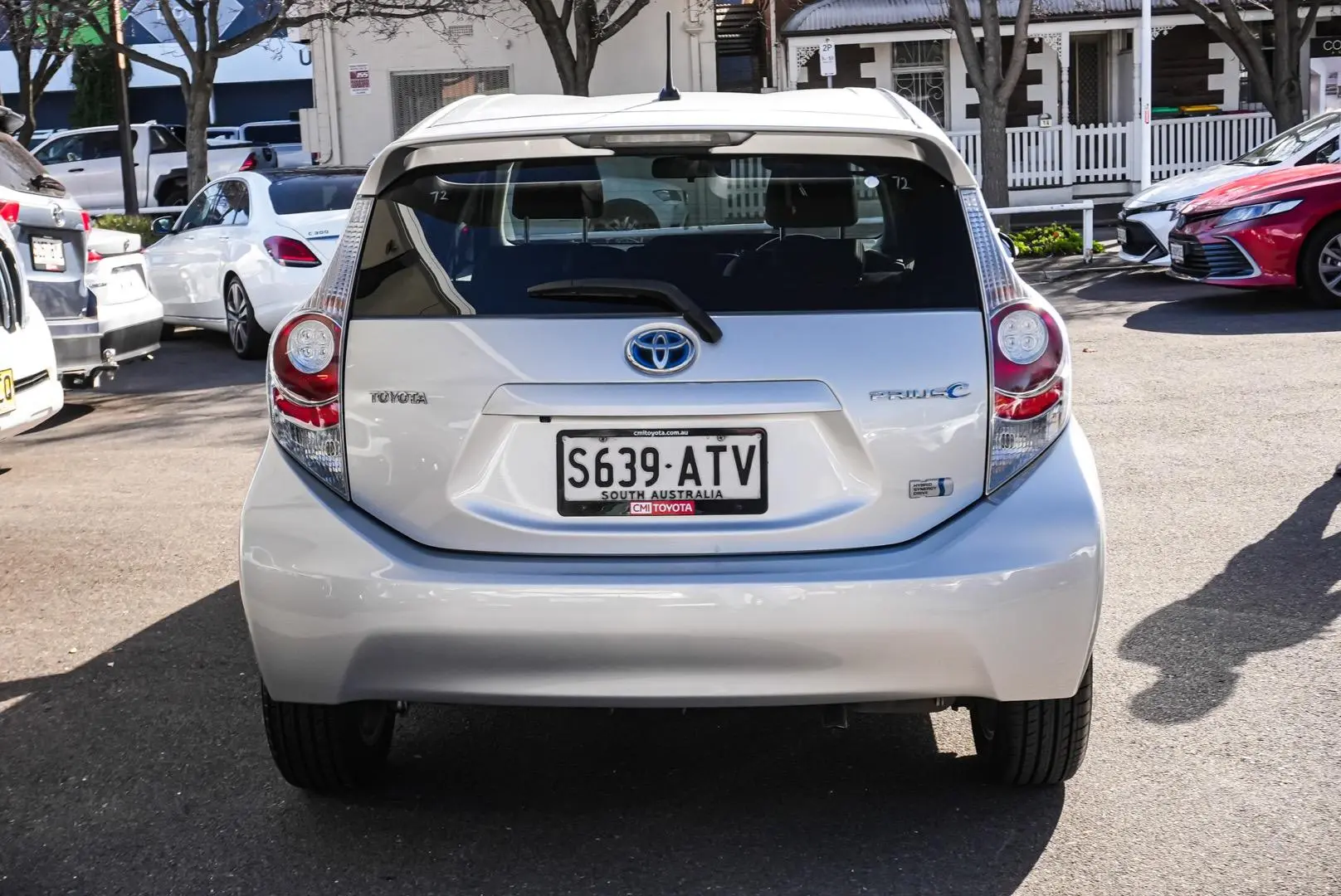 2012 Toyota Prius C Gallery Image 5