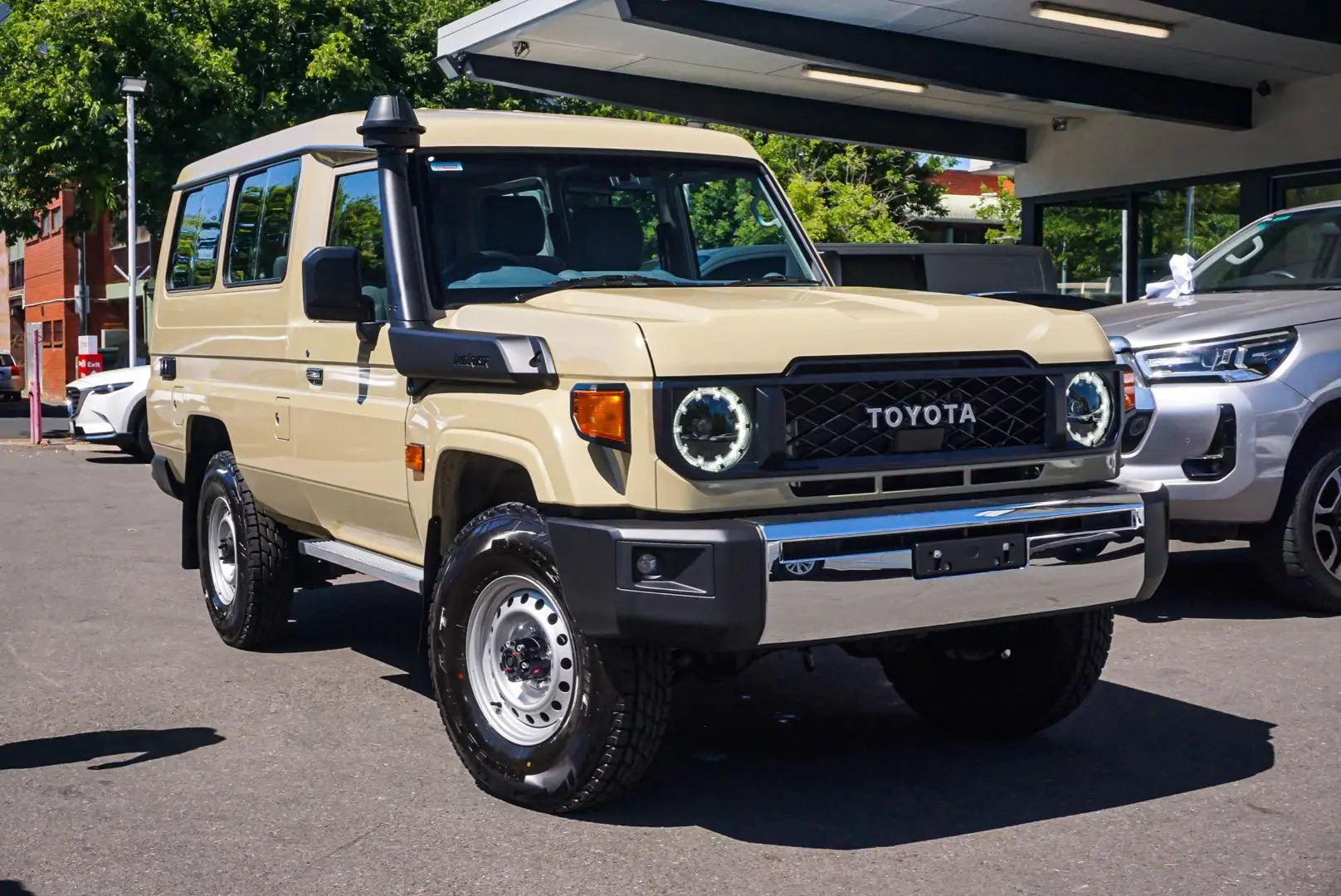 2024 Toyota Landcruiser Gallery Image 1