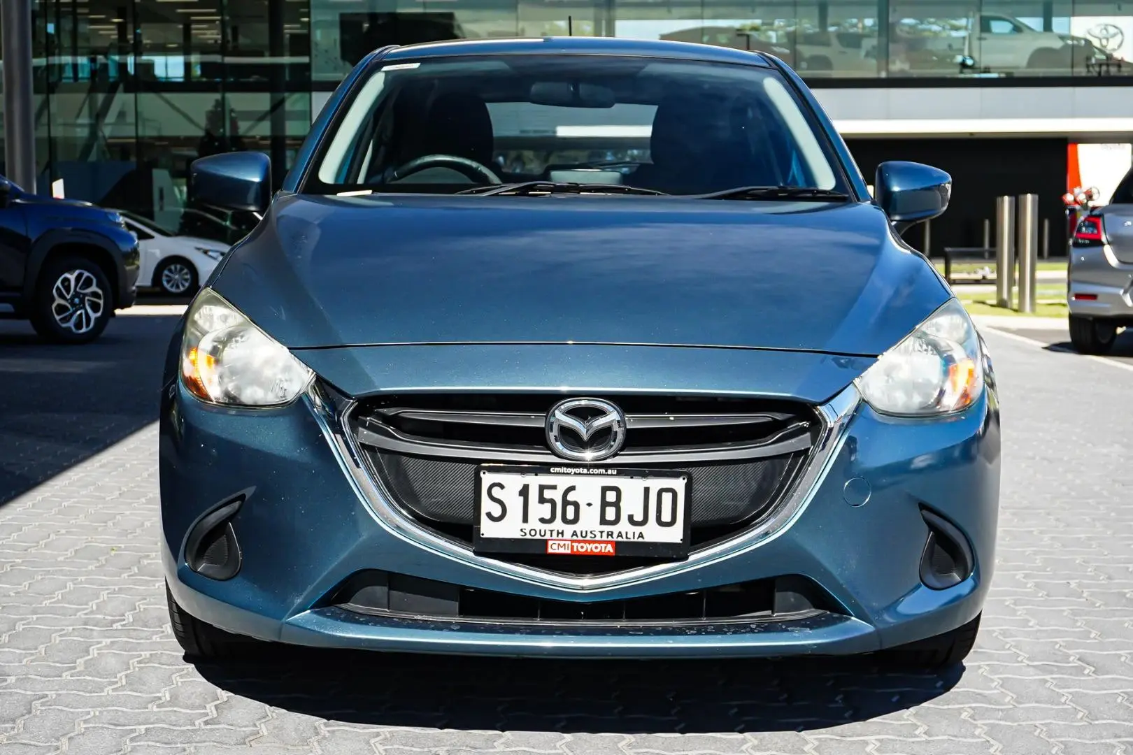 2016 Mazda 2 Gallery Image 5