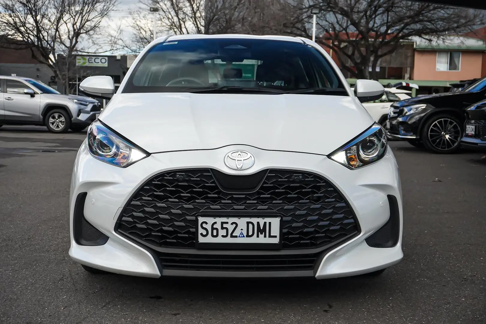 2025 Toyota Yaris Gallery Image 5