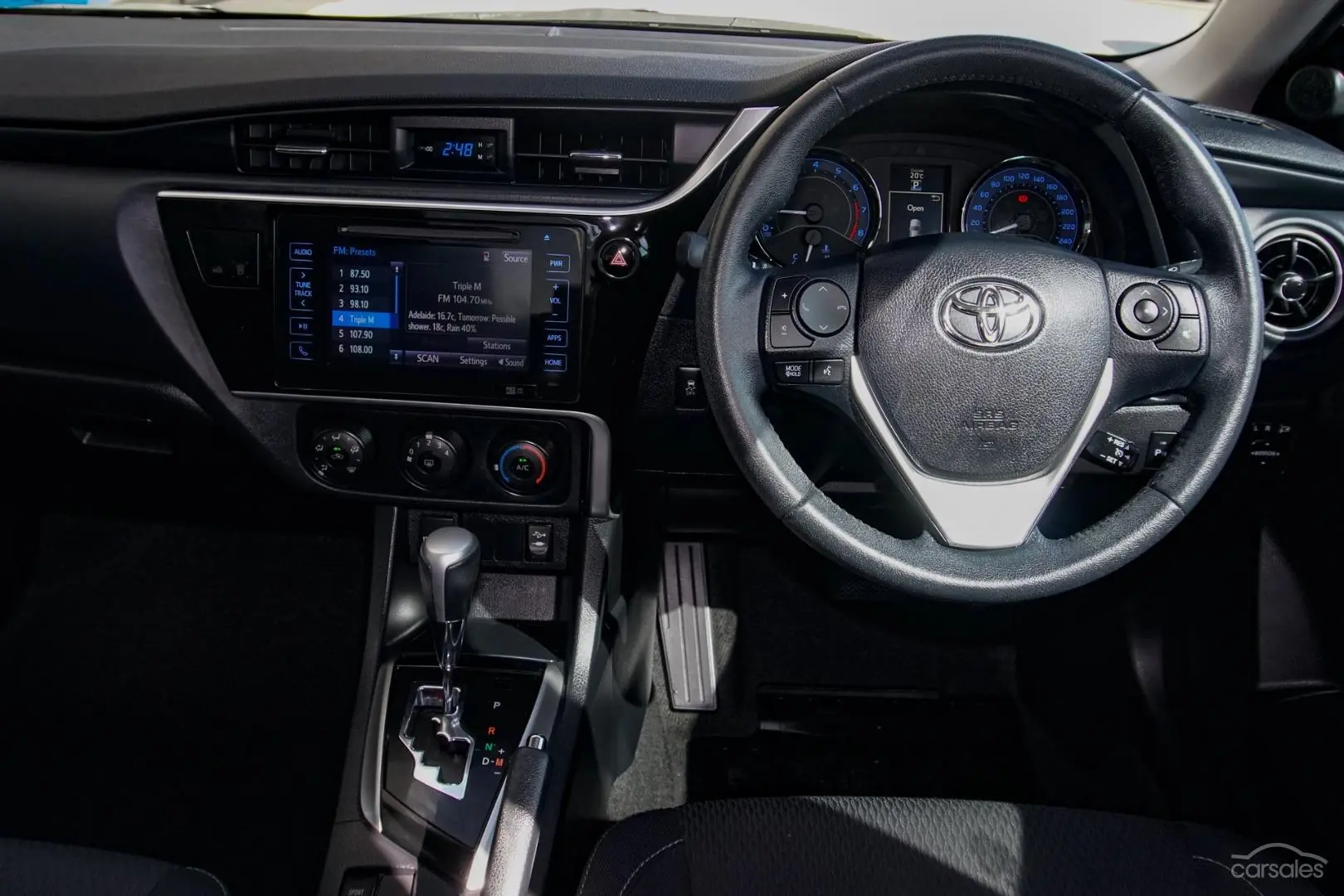 2017 Toyota Corolla Image 13