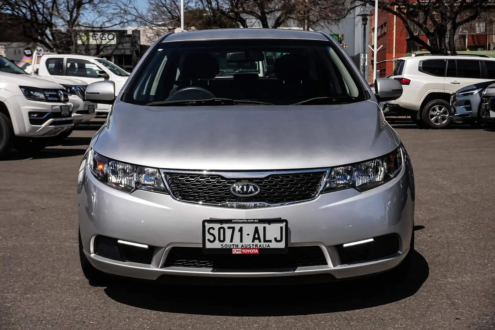 2010 Kia Cerato Gallery Image 4
