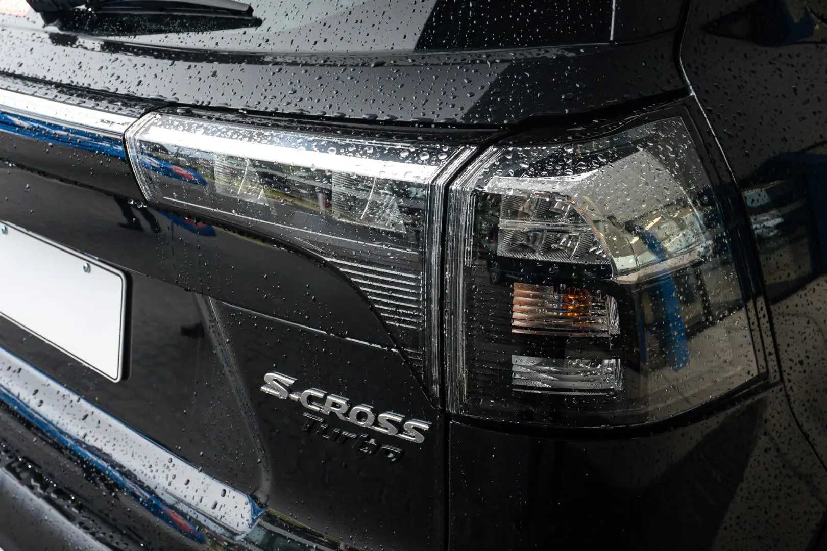 2023 Suzuki S-Cross Gallery Image 14