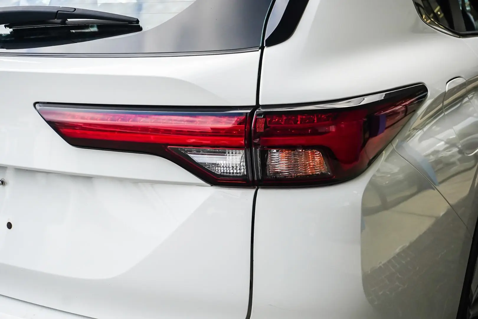 2023 Mitsubishi Outlander Gallery Image 15