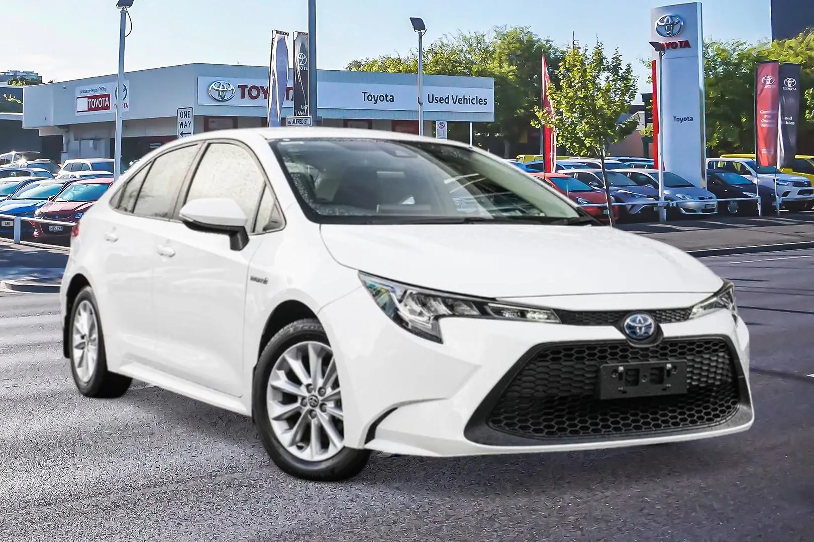 2021 Toyota Corolla Gallery Image 1