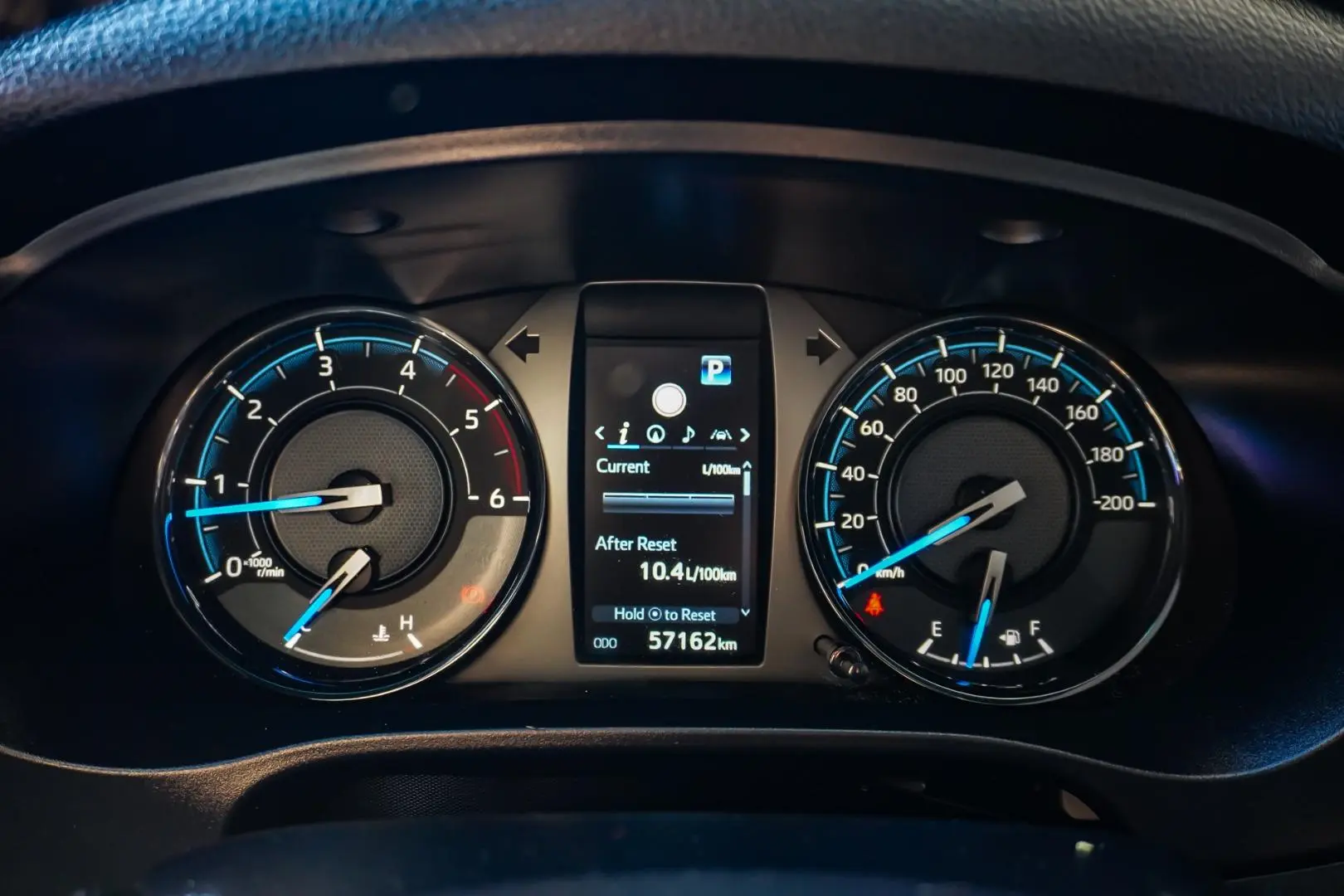 2022 Toyota Hilux Gallery Image 16
