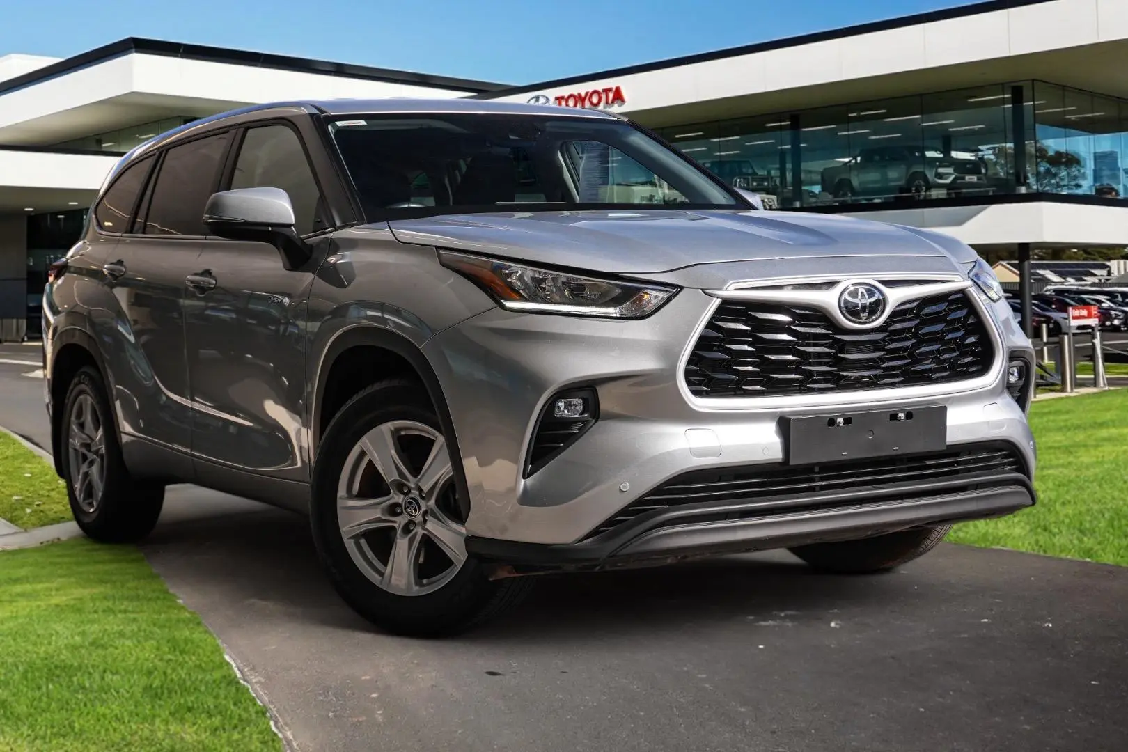 2025 Toyota Kluger Image